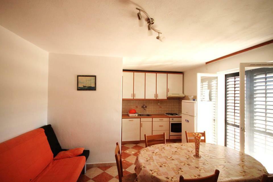 מולונאט Diving Apartments מראה חיצוני תמונה
